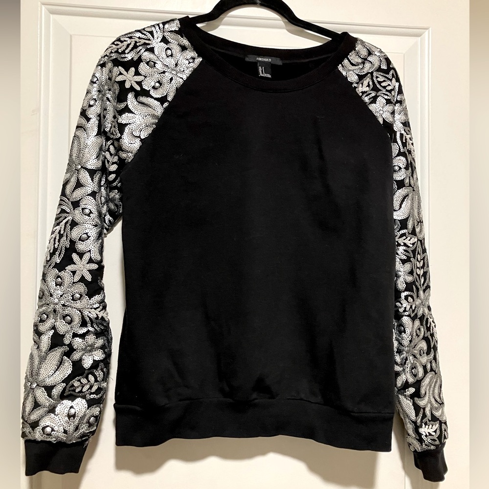 Black sequins sweatshirt